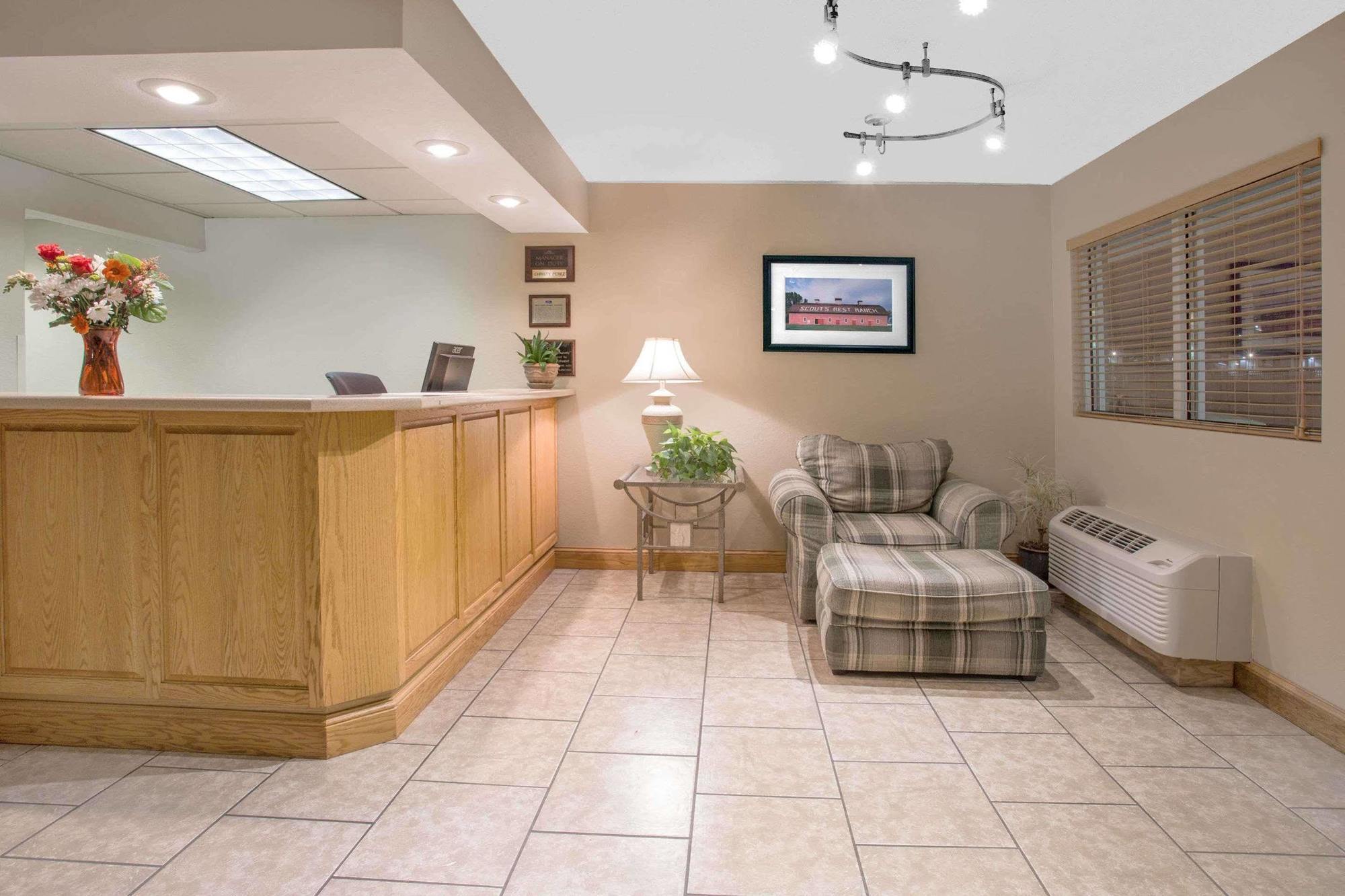 North Platte Inn And Suites Dış mekan fotoğraf
